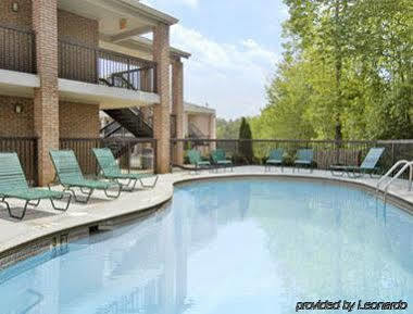 Super 8 By Wyndham Acworth/Atlanta Area Hotel Buitenkant foto
